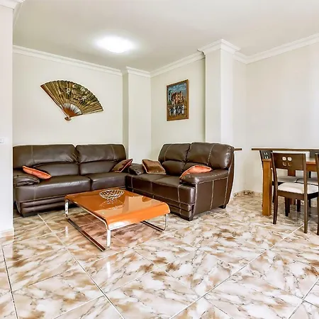 Edificio Nena 3 Bedrooms Διαμέρισμα *